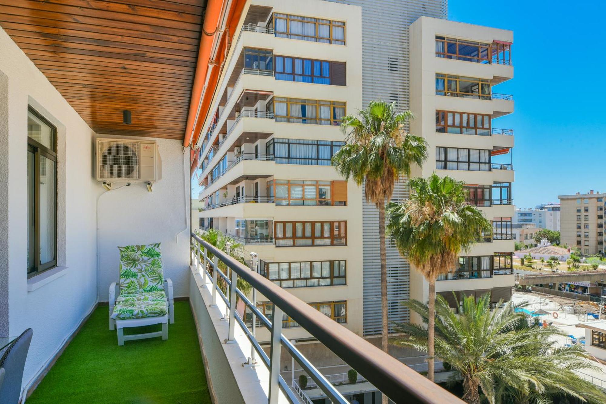 Nogalera Party&Beach Select Torremolinos Exterior foto